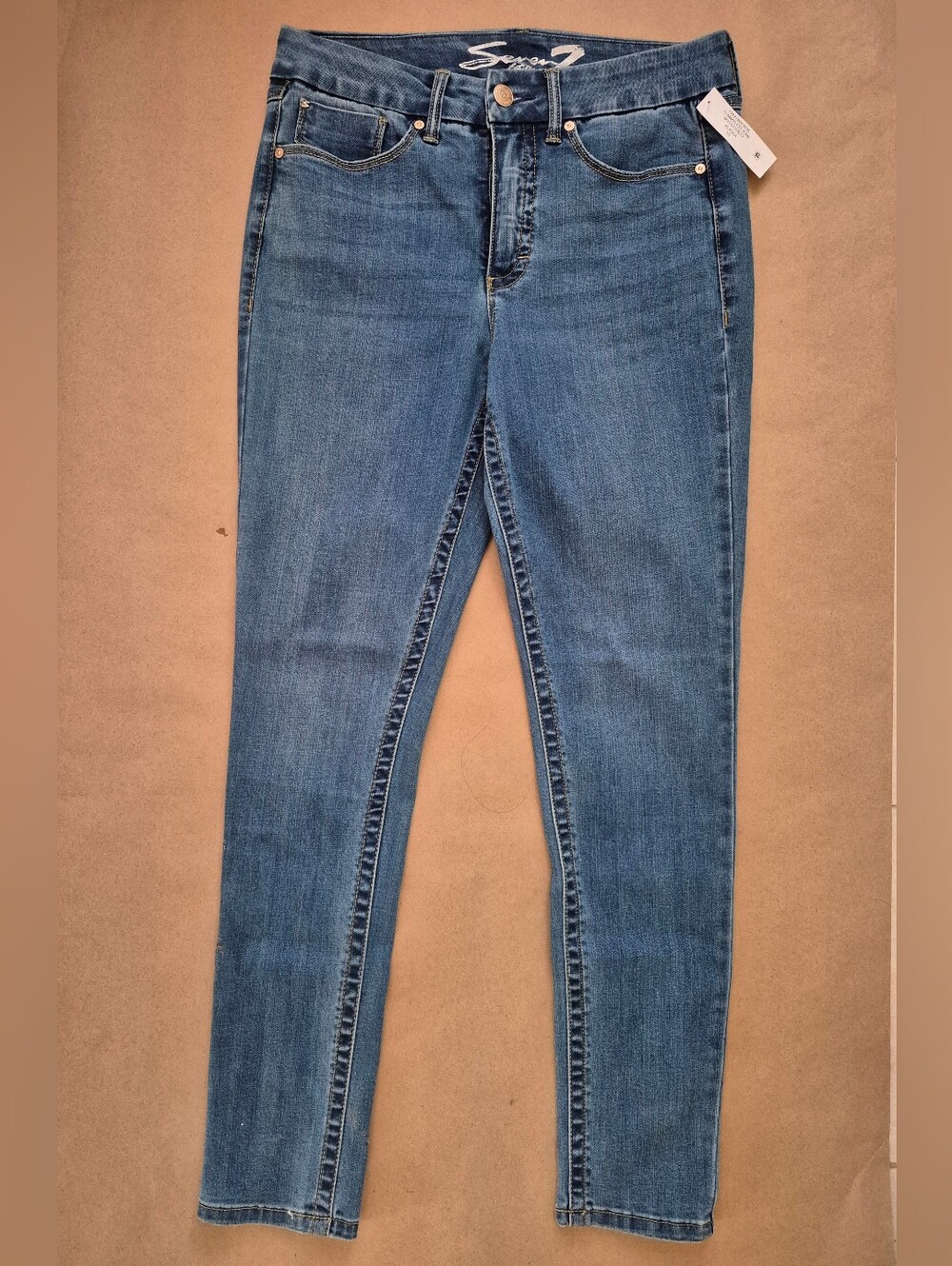Classic Mid-Blue Women's Skinny Jeans Size 10